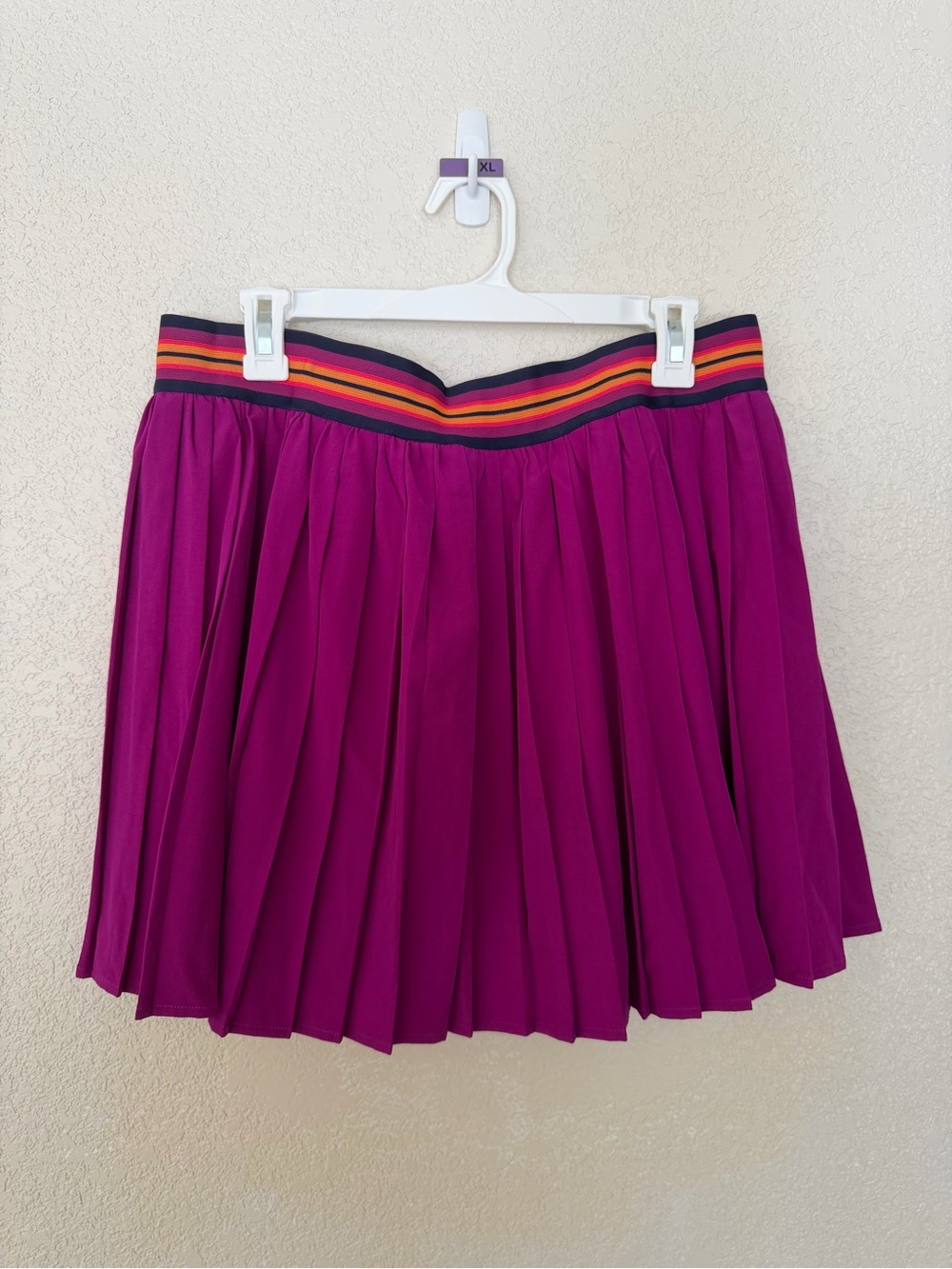 SSYS The Label Fuchsia Pink Pleated Athletic Style Skirt Women’s Size XL